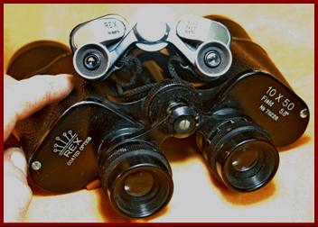 Rex binoculars.
Rex jumelles.
Rex fernglas.
Rex binocolo.
Rex binoculares.
Rex prismaticos.
Rex Kikkert.
Rex verrekijkre.
Rex kikare.
Rex dylbi.
Rex dnogled.
Rex binoklis.
Rex ziuronai.
Rex lornetka.
Rex binoclu.
Rex binoclu.
Rex durbun
Rex ong nhom.