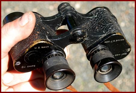 1917 Bausch & Lomb 6x30 U.S. navy military binoculars.
1917 Bausch & Lomb 6x30 jumelles militaires de la marine des Etas Unis.
1917 Bausch & Lomb 6x30 militarfernglaser de marine der Vereinigten Staaten.
1917 Bausch & Lomb 6x30 binoculares militares de la marina de los Estados Unidos.
1917 Bausch & Lomb 6x30 prismaticos  militares de la marina de los Estados Unidos.
1917 Bausch & Lomb 6x30 militarkikare i USAs flotta.
1917 Bausch & Lomb 6x30 binocolo militare della marina degli Stat Uniti.
1917 Bausch & Lomb 6x30 militaire verrekijker van d marine van de Verenigde Staten.
1917 Bausch & Lomb 6x30 militaere kikkert av marinen i USA.
1917 Bausch & Lomb 6x30  lornetki wojskowe marynarki wojennej Stanow Zjednoczonych.
1917 Bausch & Lomb 6x30 vojenske dalekohledy namornictiva Spojenych statu.
1917 Bausch & Lomb 6x30 militaer kikkert af USAs flade.
1917 Bausce & Lomb 6x30 az Rgyesuit allamikhaditengerezetenek katonai tavcovei.
1917 Bausch & Lomb 6x30 yhdysvaltain laivaston sutilaskiikarit.
1917 Bausch & Lomb 6x30 binoculaos militares da marinha dos EUA.