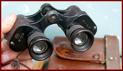 WWII Japanese military binoculars.
WWII Imperial Japanese army binoculars.
Manchu Kogaku 6 x 9.5 Japanese army military binoculars.
Manchu Kogaku i 6 x 9.5  jumelles militares de l'armee Japonaise
Manchu Kogaku i 6 x 9.5 militarfernglaser der Japanischen armee.
Manchu Kogakui 6 x 9.3 binoculares del ejercito Japones.
Manchu Kogaku 6 x 93 prismaticos del ejercito Japones.
Manchu Kogakui 6 x 9.3 Japanska armens militara kikare.
Manchu Kogakui 6 x 9.3 binocolo militare dell'esercito Giapponese.
Manchu Kogaku 6 x 9.3 militaire verrekijker van het Japanse leger
Manchu Kogaku  6 x 9.3 Japansk haer militaer kikkert.
Manchu Kogaku 6 x 9.3  lornetka wojskowa armii Japonskeij.
Manchu Kogaku 6 x 9.3 vojenske dalekohledy Japonske armady.
Manchu Kogakui 6 x 9.3 Japansk haer militaer kikkert.
Manchu Kogaku 6 x 9.3 Japan hadsereg katonai tavcsovel.
Manchu Kogaku 6 x 9.3 Japanin armeijan kiikarit
Manchu Kogakui 6 x 9.3 binoculos militares do exercito Japones.
Manchu Kogakui 6 x 9.3 Japanas armijas militarais binoklis.
Manchu Kogaku 6 x 9.3 Japonijos armijos karinai ziuronai.
Japanese military binoculars.
منظار عسكري ياباني.
日本軍用望遠鏡。
Ιαπωνικά στρατιωτικά κιάλια.
משקפת צבאית יפנית.
जापानी सैन्य दूरबीन।
日本の軍用双眼鏡。
일본 군용 쌍안경.
دوربین دوچشمی نظامی ژاپنی.
جاپانی فوجی دوربین۔
กล้องส่องทางไกลของทหารญี่ปุ่น
Ống nh�m qu�n sự Nhật Bản.

 