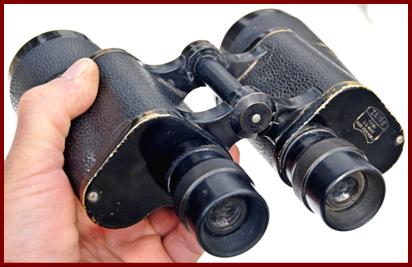 Zeiss U.S. Navy military binoculars.
Zeiss jumelles militaries de la marine des Etats-Unis.
Zeiss militarfernglas der marine der vereinigten Staaten.
Zeiss binoculars militares de la marina de los Rstados Unidos.
Zeiss militarkikare I USA s flotta.
Zeiss binocolo militare della marina degli Stati Uniti.
Zeiss militaere verrekijker av marinen i USA.
Zeiss lornetka wojskowe marynarki wojennej Stanow Zjedoczontych.
Zeiss vojenske dalekohledy namornictva Spojenych Statu.
Zeiss Militaer kikkert af USAs flade.
Zeiss Az Egyesult Allemok haditengereszetenek katonai tavcsovei
Zeiss Yhdysvaltain laivaston sotilaskiikarit.
Zeiss Binoculos militares da Marinha dos EUA.
美國海軍軍用望遠鏡
ΣΤΡΑΤΙΩΤΙΚΆ ΚΙΆΛΙΑ ΤΟΥ ΠΟΛΕΜΙΚΟΎ ΝΑΥΤΙΚΟΎ ΤΩΝ ΗΠΑ
अमेरिकी नौसेना सैन्य दूरबीन
משקפת צבאית של הצי האמריקאי
미 해군 군용 쌍안경
アメリカ海軍軍用双眼鏡
دوربین دوچشمی نظامی نیروی دریایی ایالات متحده
ВОЕННЫЕ БИНОКЛИ ВМС США
กล้องส่องทางไกลของกองทัพเรือสหรัฐ
امریکی بحریہ کی فوجی دوربین
ا
